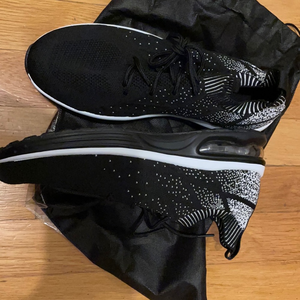 Brand New size 7.5 running shoes
